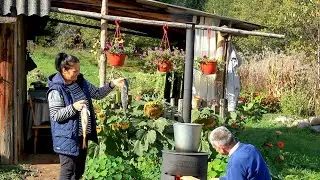 Simple family life in a Belarusian village. Reconstruction of an OLD HOUSE in harsh conditions