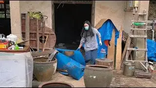 Single girl renovate old houses in the mountains Bedroom renovation and toilet construction Rural