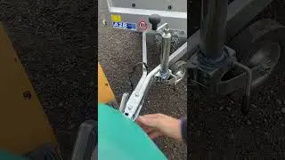 Jockey Wheel Strap Installation