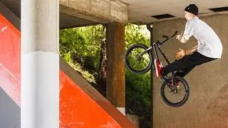 Technical BMX Street Riding in Madrid | 3 Day Metro Pass