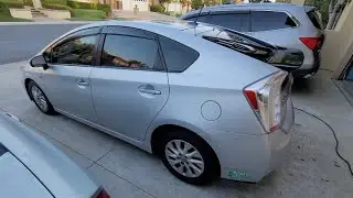 Best Cheap Fix Toyota Prius Matching Metallic Silver & Black Paint - Spray Can