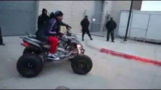 Chris brown   On your bike ( on the street)