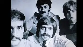 MOODY BLUES    stereo "  Fly me High "  2023 mix.....