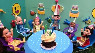 Benjamins Birthday ! Elsa & Anna toddlers - fun - cake - gifts - Barbie dolls