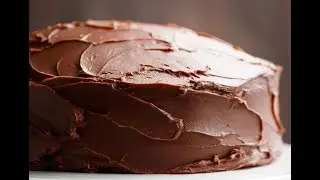 Best Fudgy Chocolate Cake