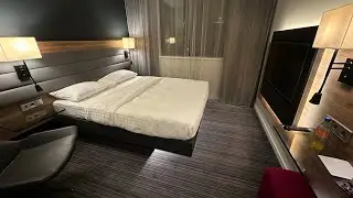 Moxy Munich Messe Hotel in Germany by Marriott - One King Bed - Breakfast - Review