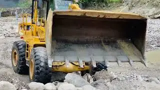 Cat® M Series Small Wheel Loaders at Work