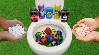 Football VS Popular Sodas !!! Coca Cola, Pepsi, Fanta, Yedigün, Fuse Tea and Mentos in the toilet