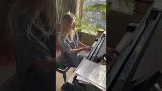 Playing love. Morricone 