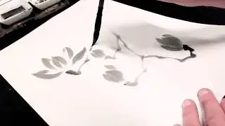 Come disegnare la magnolia con l'inchiostro di china e la tecnica del SUMI-E