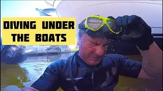 Florida Mini Loop Boat Prep - Diving the Hull to check for barnacle