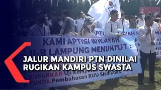 Ratusan Dosen Dan Mahasiswa Gelar Unjuk Rasa