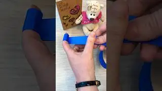 Подарочный бант🎀 без клея своими руками из атласных лент .