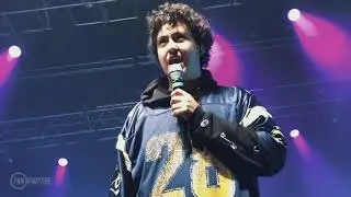 Hobo Johnson - Mover Awayer (Live from Boston) [Fan Footage]