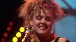 The Go-Go's - Our Lips Are Sealed (1982 Countdown)