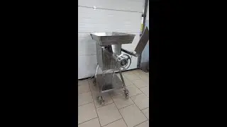 Видео работы волчка-мясорубки ABM TC98N | ЕстьБУ.ру