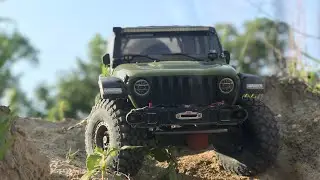 JLU Enjoying the trails