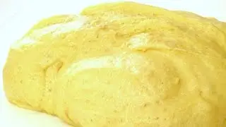 Сдобное дрожжевое тесто на сметане воздушное и нежное. Пошаговый видео рецепт.