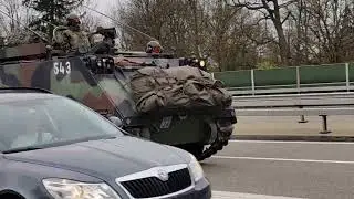 Panzerverschiebung Panzerkolonne auf Autobahn A1 - M113 bei Sirnach am 19.04.2023