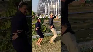 Indian woman teaches me how to dance 🇮🇳