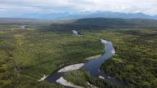 Супер Клев Лосося , сплав по реке на Камчатке