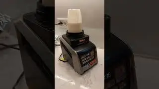 Ninja juicer dance and shaking ass
