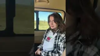 Когда она услышала любимый трек