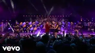 Hailee Steinfeld, Shawn Hook - Sound Of Your Heart / Rock Bottom (Live From The MMVAs)