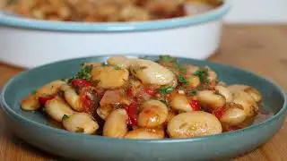 Giant beans 🔝 Greek recipe - Gigantes plaki 💯 they will melt in your mouth | GreekCuisine