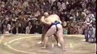 Natsu Basho 2006 Day 6 - Baruto vs Hakurozan