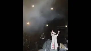 Lauren Daigle impromptu worship Red Rocks 9-20-22