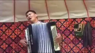 Үнү укмуш экен / Элдик таланттар / Аккордеон - Ааламда бир да аялзат сулуу эмес апа сенчелик