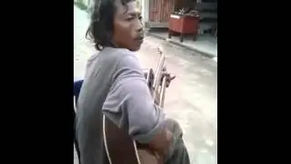 Street guitarist plays Wish You Were Here by Pink Floyd