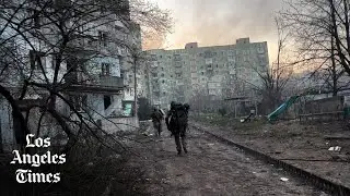 Ukrainian soldiers in the city of Bakhmut hold on in war's bloodiest battle