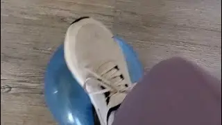 Balloon Stomp