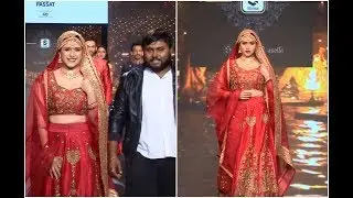 Mannara Chopra walks the ramp at IBFW GOA 2017
