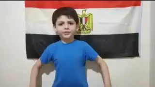 طفل مصرى يؤيد الرئيس السيسي بحرقة