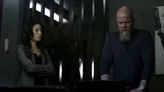Lex Discovers Superman is Alive - Superman & Lois 4x05 Opening (HD)