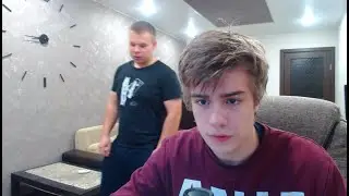 Женя зашел в гости перед отьездом