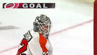 Martin Necas scores with 0.3 seconds left in regulation time vs Flyers (18 mar 2023)