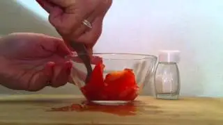 Anleitung: Gesichtsmaske gegen Mitesser selber machen / Tomaten- Maske mit Salz herstellen