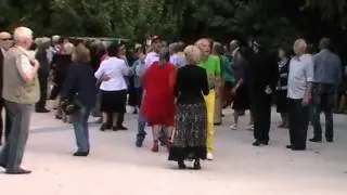 Танцы в Сокольниках.
