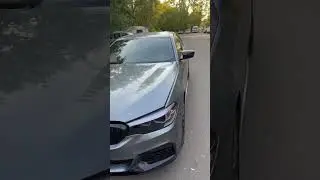 Столб упал на BMW 5