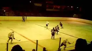 ice hockey match 2 min period