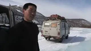 Transhumance, a dangerous journey that requires an escort