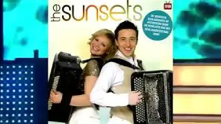 Sunsets Accordion Mix