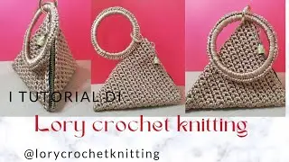 pochette crochet a forma di piramide prisma