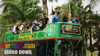 Konvoi Aremania mengusung Piala Presiden 2017