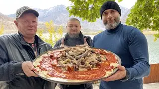ВЯЛЕНОЕ МЯСО И НАСТОЯЩИЙ ЧАБАНСКИЙ ХИНКАЛ В ГОРАХ КАВКАЗА 