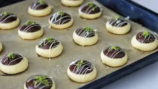 THESE PASTRY COOKIES ARE BOTH DELICIOUS AND VERY PRACTICAL!